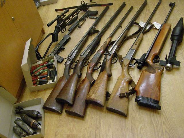 У народного целителя – педофила конфискован арсенал оружия и боеприпасов