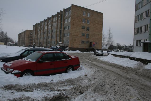 Дворы убирают, если у дома есть деньги