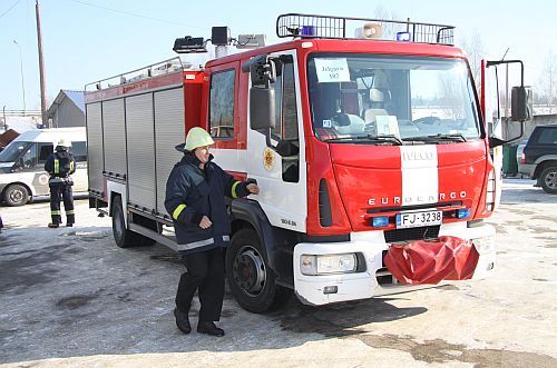 В доме на П.Леиня четверо жильцов отравились угарным газом