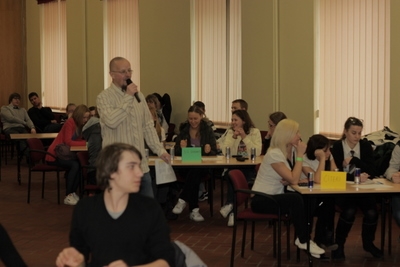 Учащимся средних школ предлагают участвовать в конкурсе 
