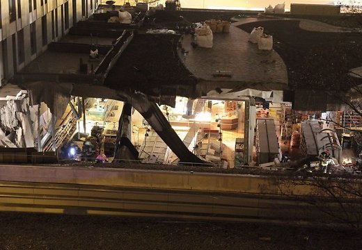 В Золитуде обрушилась крыша 